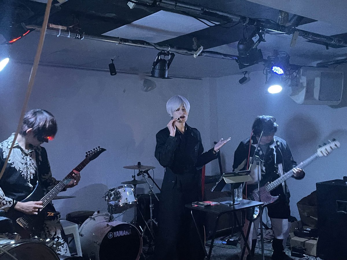 dfer vol.89
【パラノイア ファンタジー】

1.  RETTO (music : Masyu)
2. Rip current (music : FUNA)
3. 幸いの退廃 (music : FUNA)
4. Doll (music : Masyu)
5. [U]phollia (music : Masyu)

機材破壊のアクシデントがありましたが、初ライブ🔰
楽しかったです、感謝♪