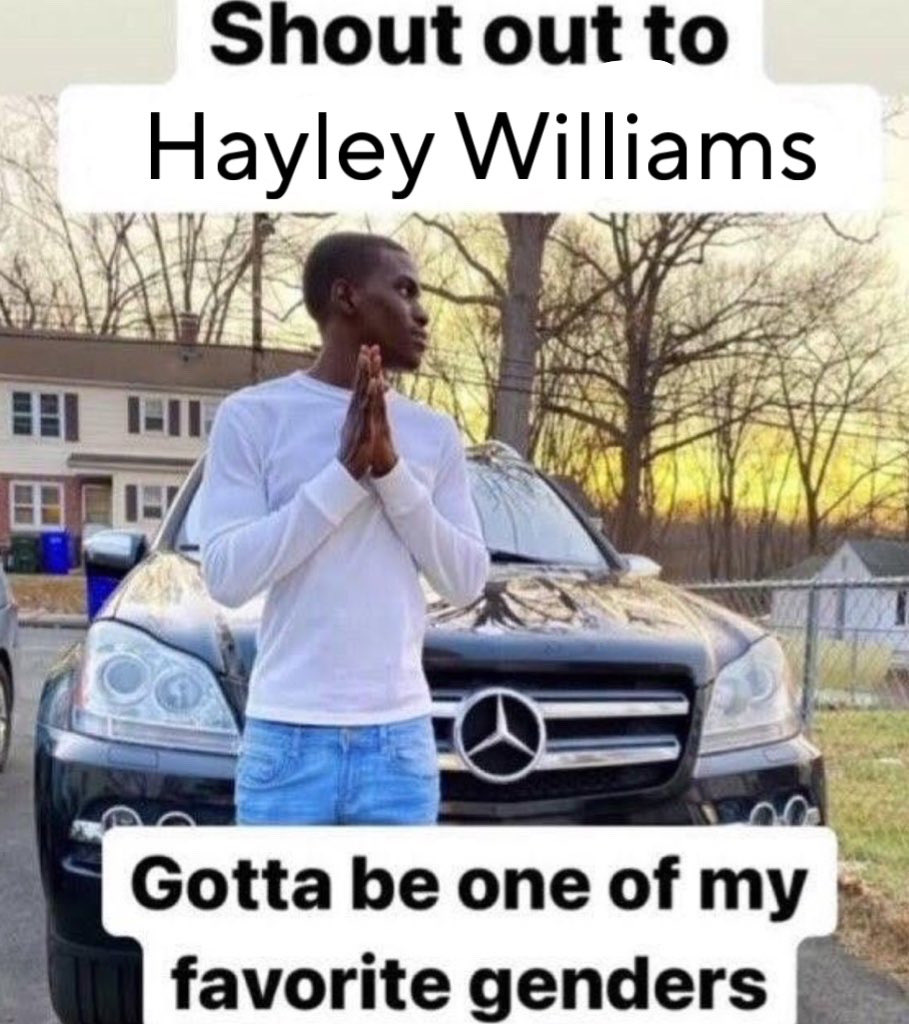 Sarah from Paramore🏳️‍⚧️ (@whereisgerard0) on Twitter photo 