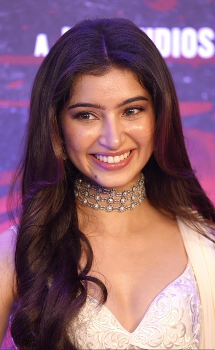 cineglitz2020's tweet image. #SaraArjun