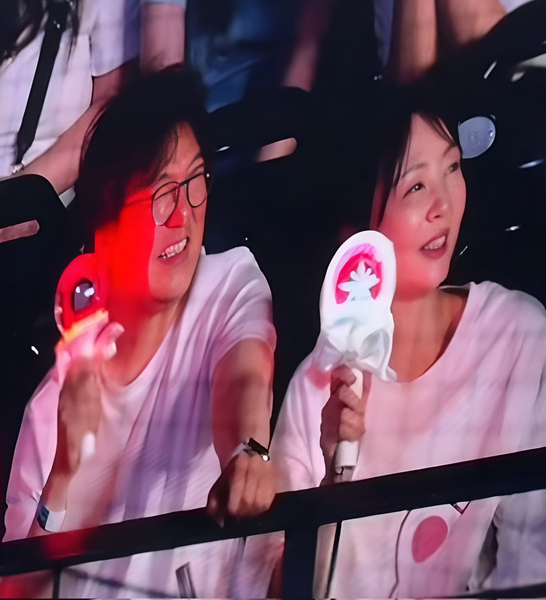 artsydusk •᷄。•᷅. tweet media