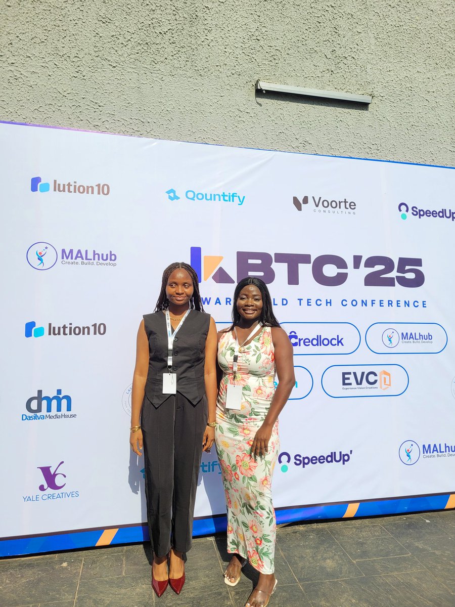 Oluwanisola___'s tweet image. Day 3 of #Kbtc25

My session was very rich.

I shared the stage with a Kwara state commissioner and we both discussed and shared ways women can take more risks and create a thriving career for themselves in the tech industry.

Shout out to the organizers for putting this…