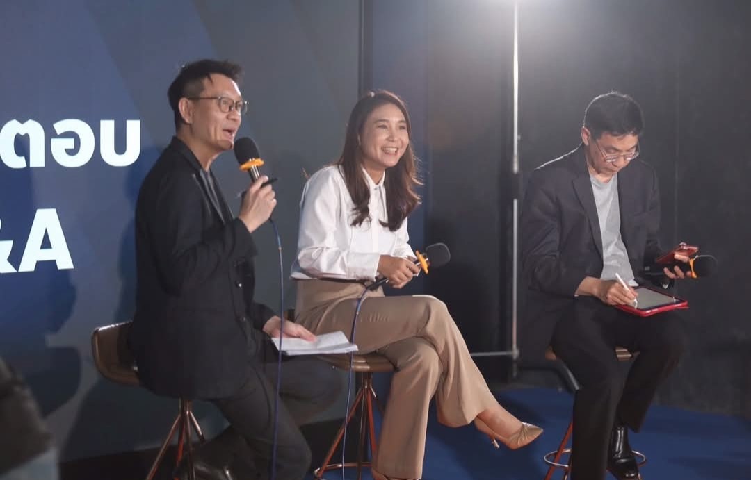 stabilo_aa's tweet image. เจิดจรัส เชิ้ตขาวดีไม่ไหวเลยคูมไหม 🧡