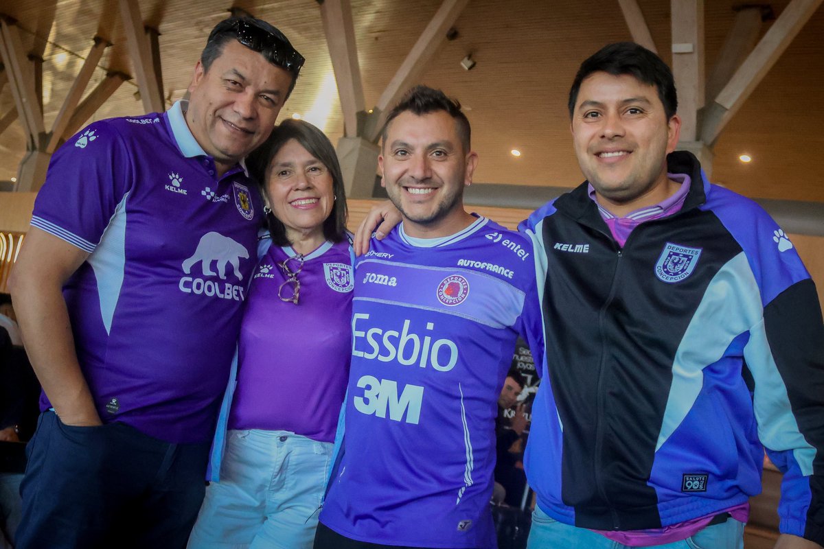 elconce_cl's tweet photo. ¡Todos juntos en la Ruta del León! 🦁

#EsoQueNosUne 💜 https://t.co/n1sh01vAC9