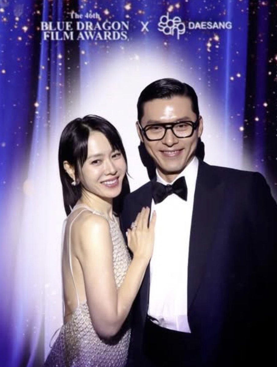 SxJame1403's tweet image. At same age 

Me                                                             My friend