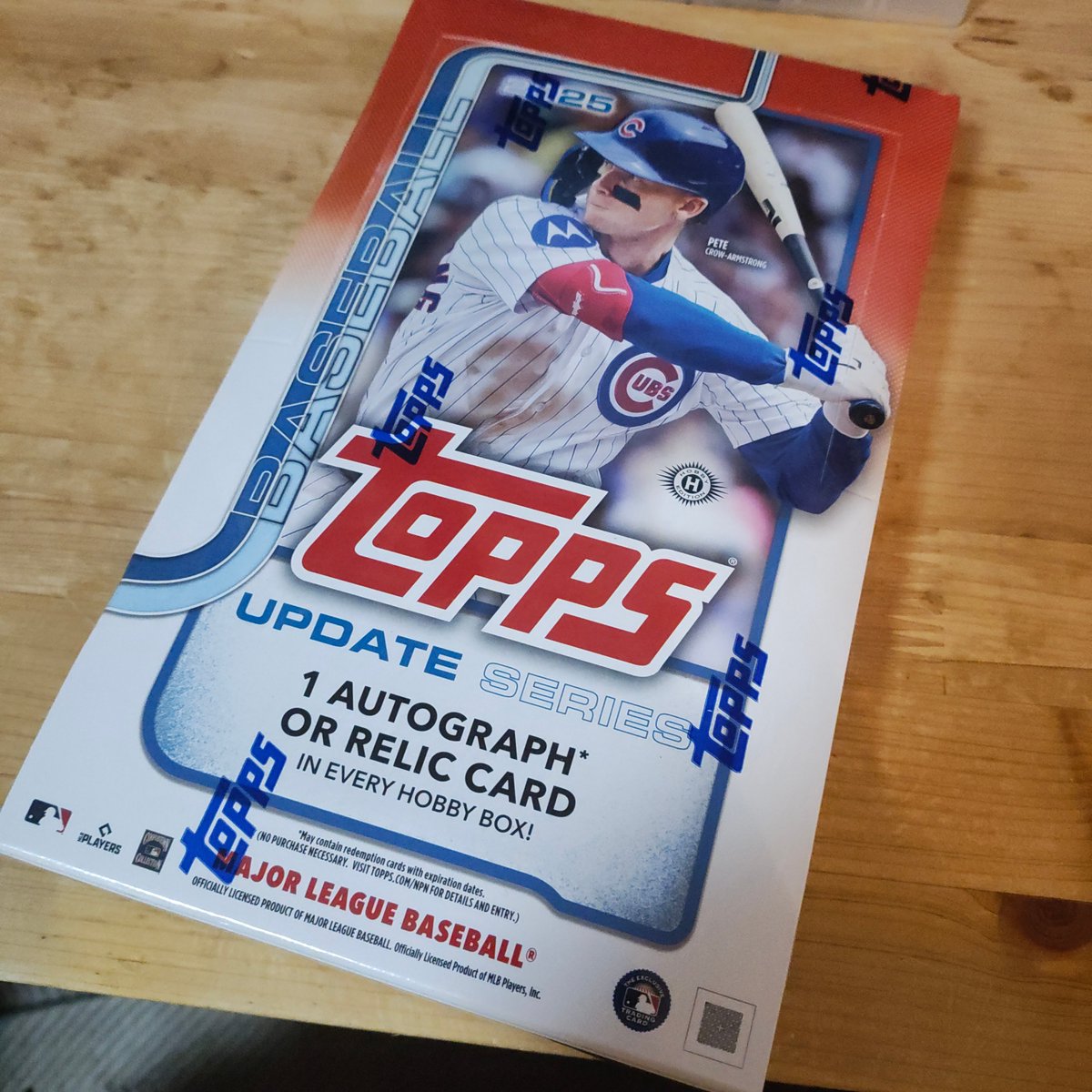MLBもシーズン終了と言うことで最新の2025 Update Series（Hobby）1箱
