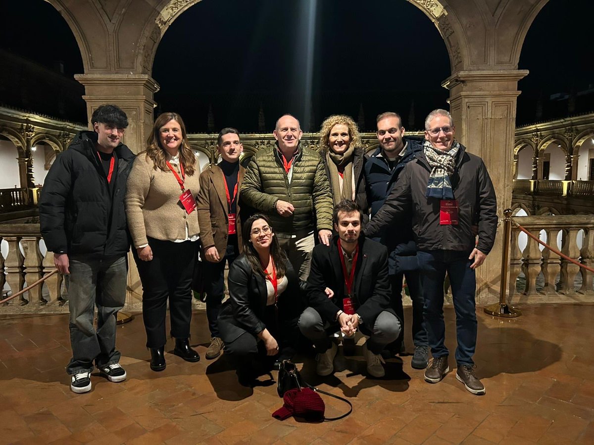 JLAceves's tweet image. La escuela de gobierno del @PSOE_CyL en #Salamanca ha asentado el proyecto de @cmmsoria y la oportunidad de cambio en esta tierra 

La delegación del @PSOEdeSegovia compartimos esa ilusión por el cambio y comprometemos trabajo intenso para conseguirlo.

#CyLTieneFuturo