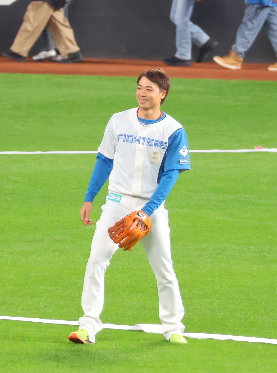 卓さんのヘルメットにもしびれたけどw 笑顔いいよねー #中島卓也