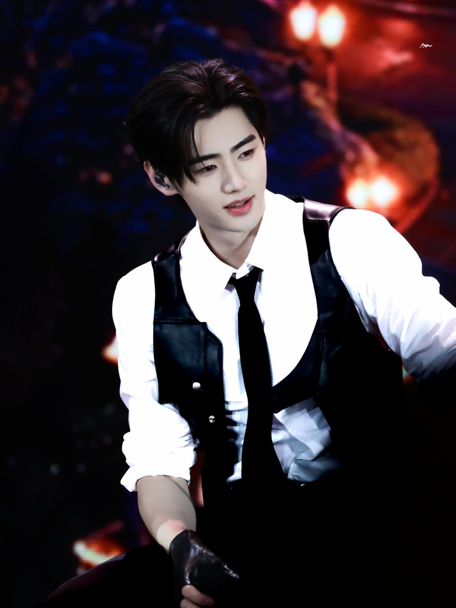 psnow1208's tweet image. 251122               

#ENHYPEN #SUNGHOON 
#엔하이픈 #성훈 #ソンフ