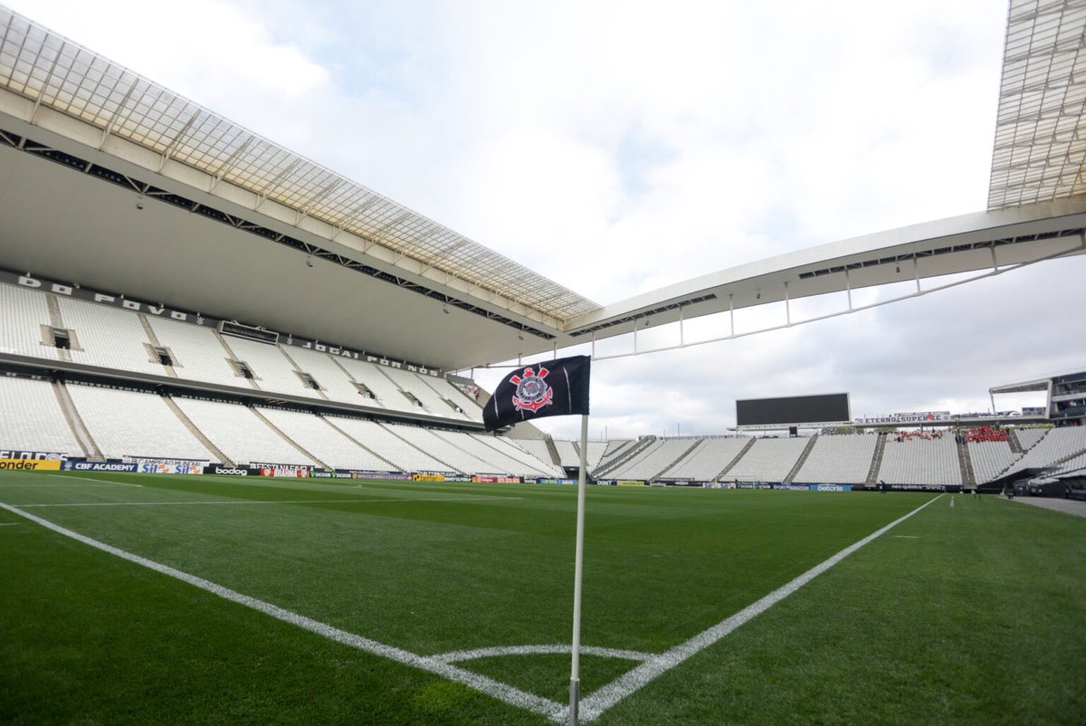 futebol_info's tweet image. Negociações entre Corinthians e Caixa Econômica Federal para quitação da dívida da Neo Química Arena estão 'a todo vapor'.

A Caixa passaria a ser dona do nome (naming rights) do estádio.

A Neo Química (Hypera Pharma) que possui os naming rights da Arena até 2040, receberia o…