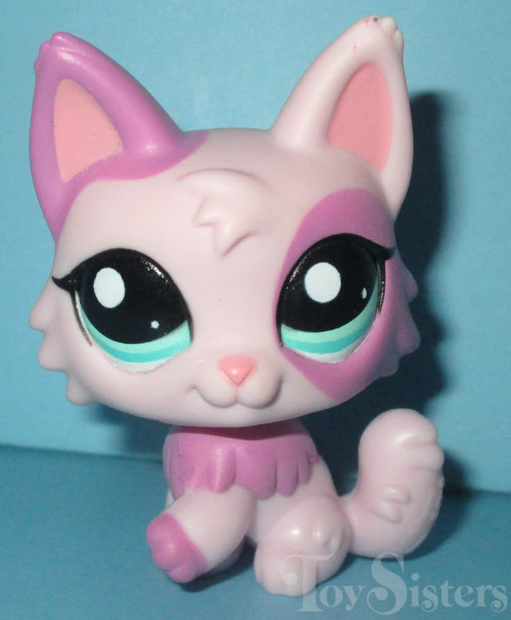 abbycornio473's tweet photo. @ramahuro I love this cat. It was my first LPS ever. So pretty. Cat #2100. Just if it gives you some inspiration. https://t.co/AEa1citvv1
