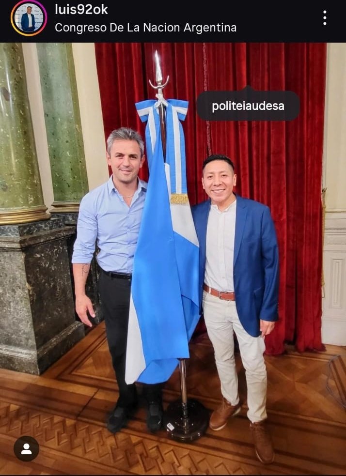 laromadelsur's tweet image. Hay que evitar tener usurpadores de terrenos cerca muchachos... mas si encima fueron ex larretistas. Un tipo que milita la toma de tierras, a los patria grande que vienen okupan y luego venden tierras argentinas en bolivia y peru. Obviamente.. cercano a los musulmanes.