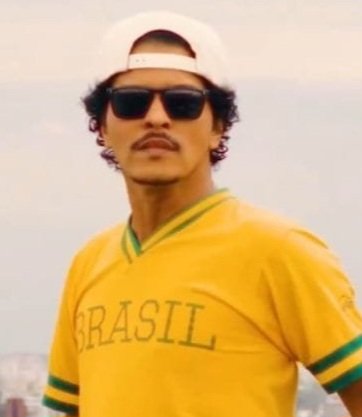 JoaquinTeixeira's tweet image. ⚠️ FAMOSOS: Lady Gaga,Dua Lipa, Justin Bieber, Bruno Mars... Celebridades internacionais se manifestam a favor de Jair Messias Bolsonaro e emocionam a intenet. &quot;Quem não se comover já faleceu por dentro&quot; diz leitor.