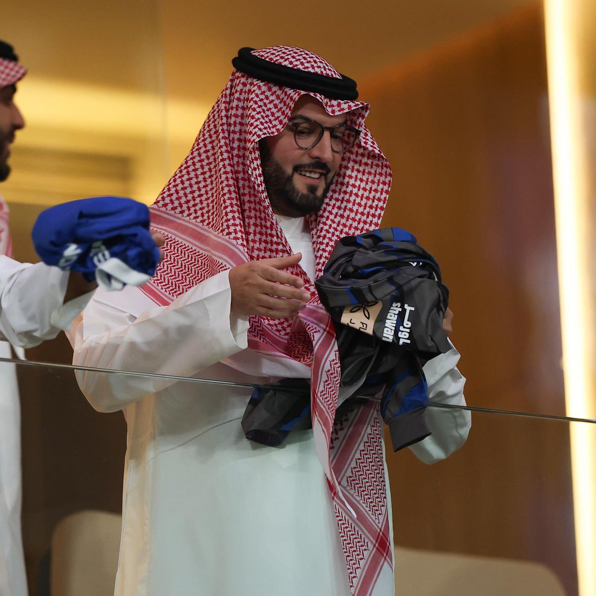 🚨🚨🚨🚨🚨🚨🚨عاجل:

فهد بن نافل يتواجد في المملكة أرينا 💙