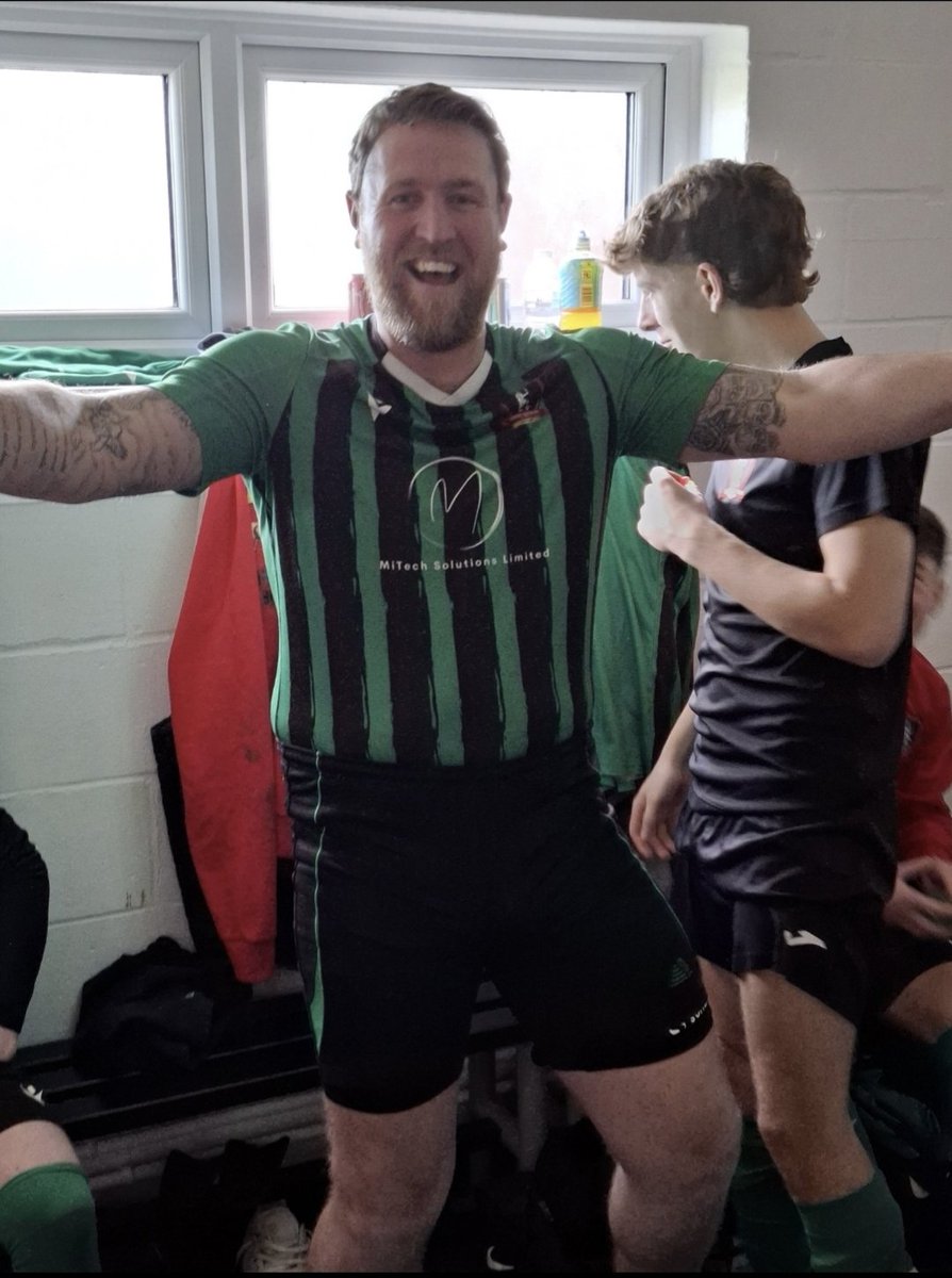 Max Ayre 

Thats the tweet 

#UPTHEDONS 🔴⚫️