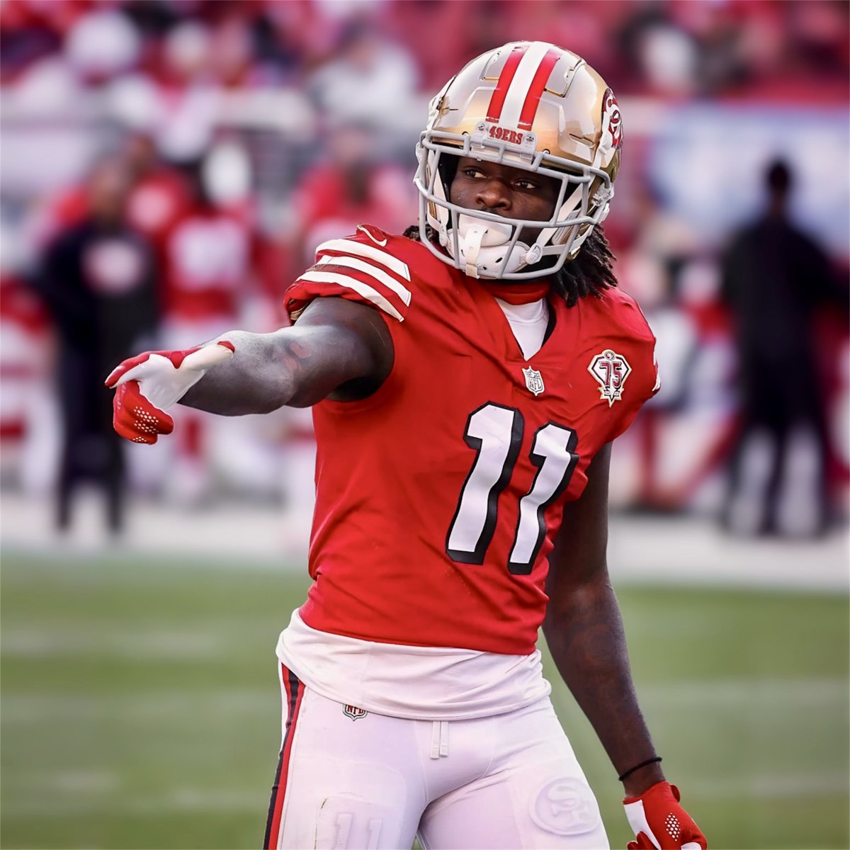 RexoLabs's tweet image. 🚨 SHOCKING TURN: 49ers void Aiyuk’s 2026 guarantees amid knee woes—making a return to SF seem like a long shot. Is this the end of an era for the star WR? 

Diana Russini and Michael Silver of The Athletic reports.

#49ers #NFLDrama #AiyukOut