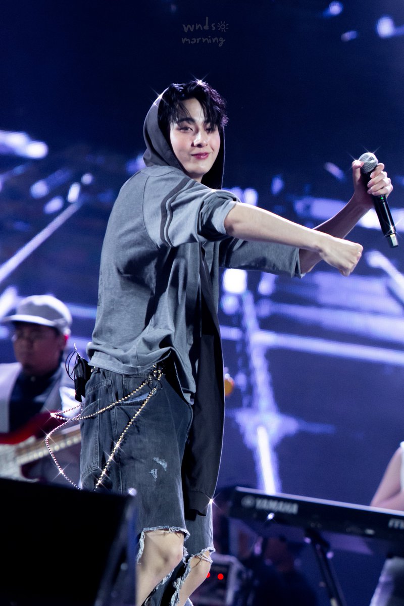 _pjsaturns's tweet image. ลุควันนี้ดีมาก✨️

#BEACHBOYS2025xATLAS
#TadATLAS #TadThapana
@TadThapana
#ATLAS_TH #ATLASth