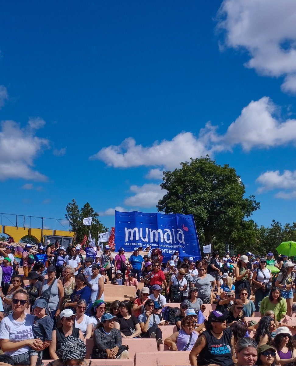 MumalaCtes's tweet photo. ¡Así empezamos el 38° Encuentro Plurinacional! 💜

Contra el saqueo y la crueldad ✊🏼

#MumalaEnElEncuentro https://t.co/1rDBy44VEQ
