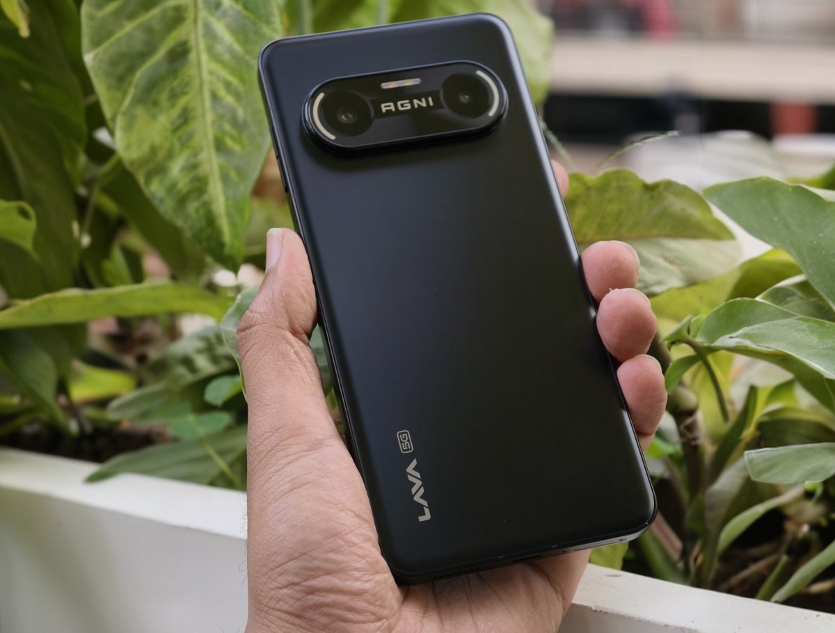 SavageAryan007's tweet image. I&apos;ve been using the Lava AGNI 4 for one week, and here are my initial thoughts.

An Impressions Thread 🧵