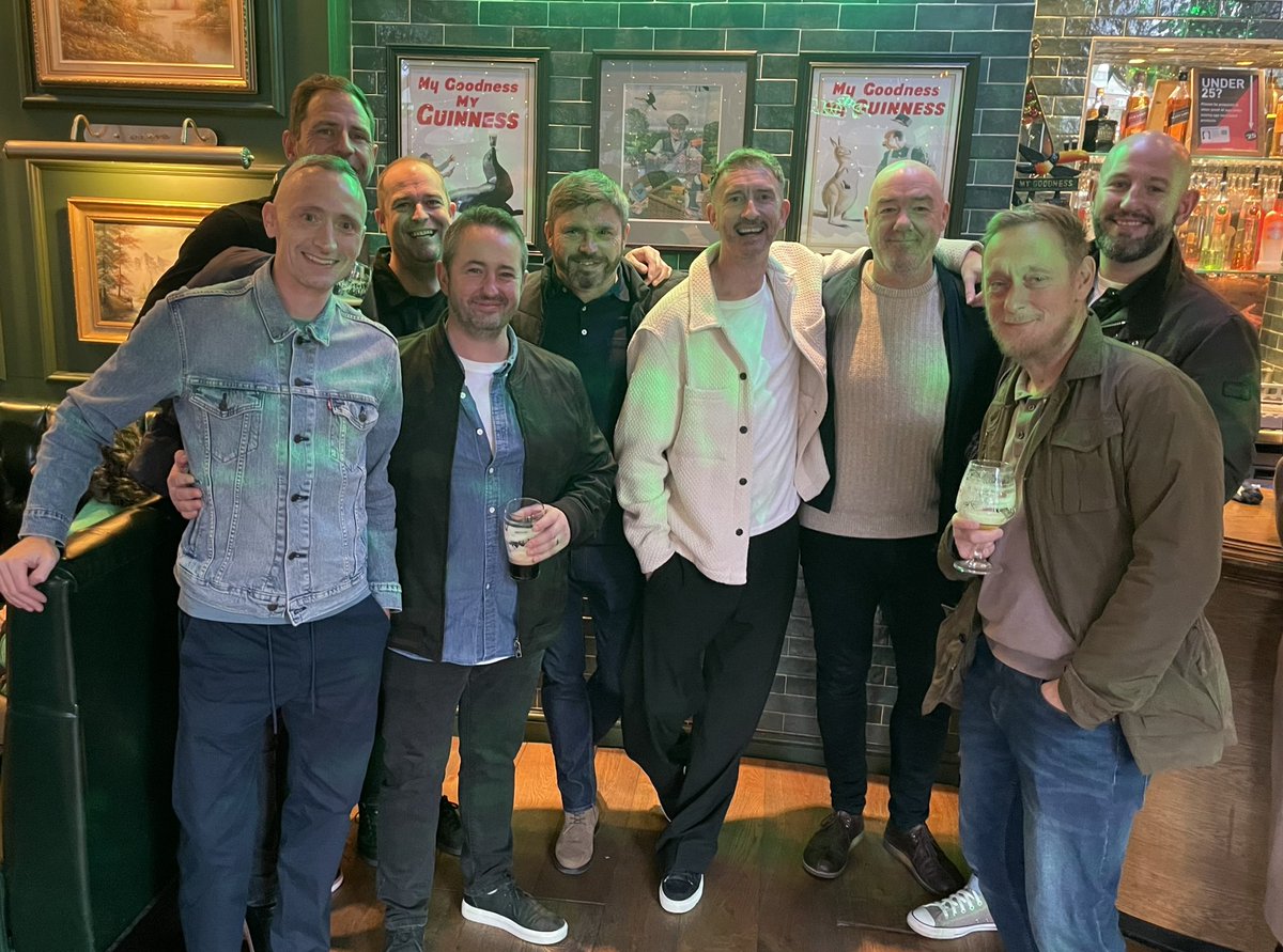 durnin26's tweet image. Some squad #York #VickyMcClure