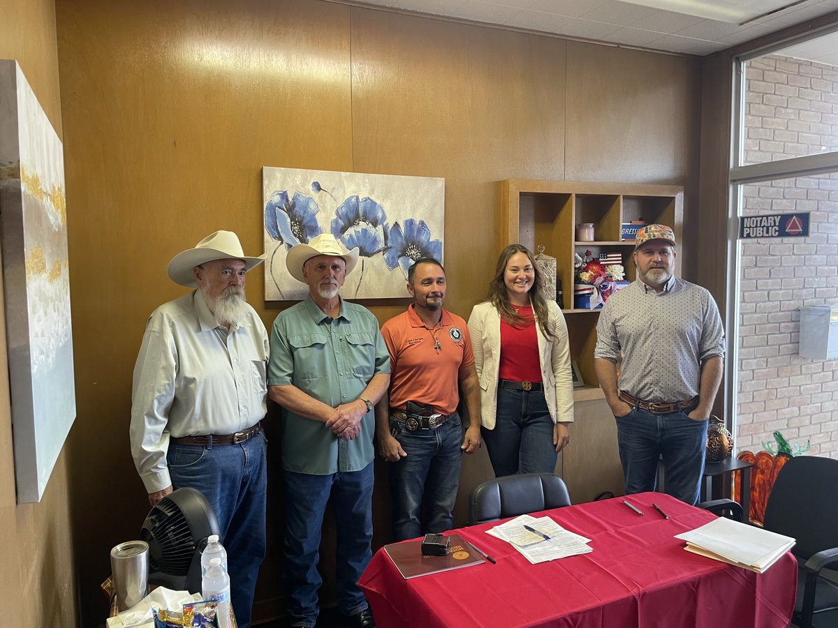 ProjectRedTX's tweet image. We Got to see old friends and new friends signing up to run for office in Jim Wells County. Republican County Chairman Charlie Ragland has steadily built a strong party