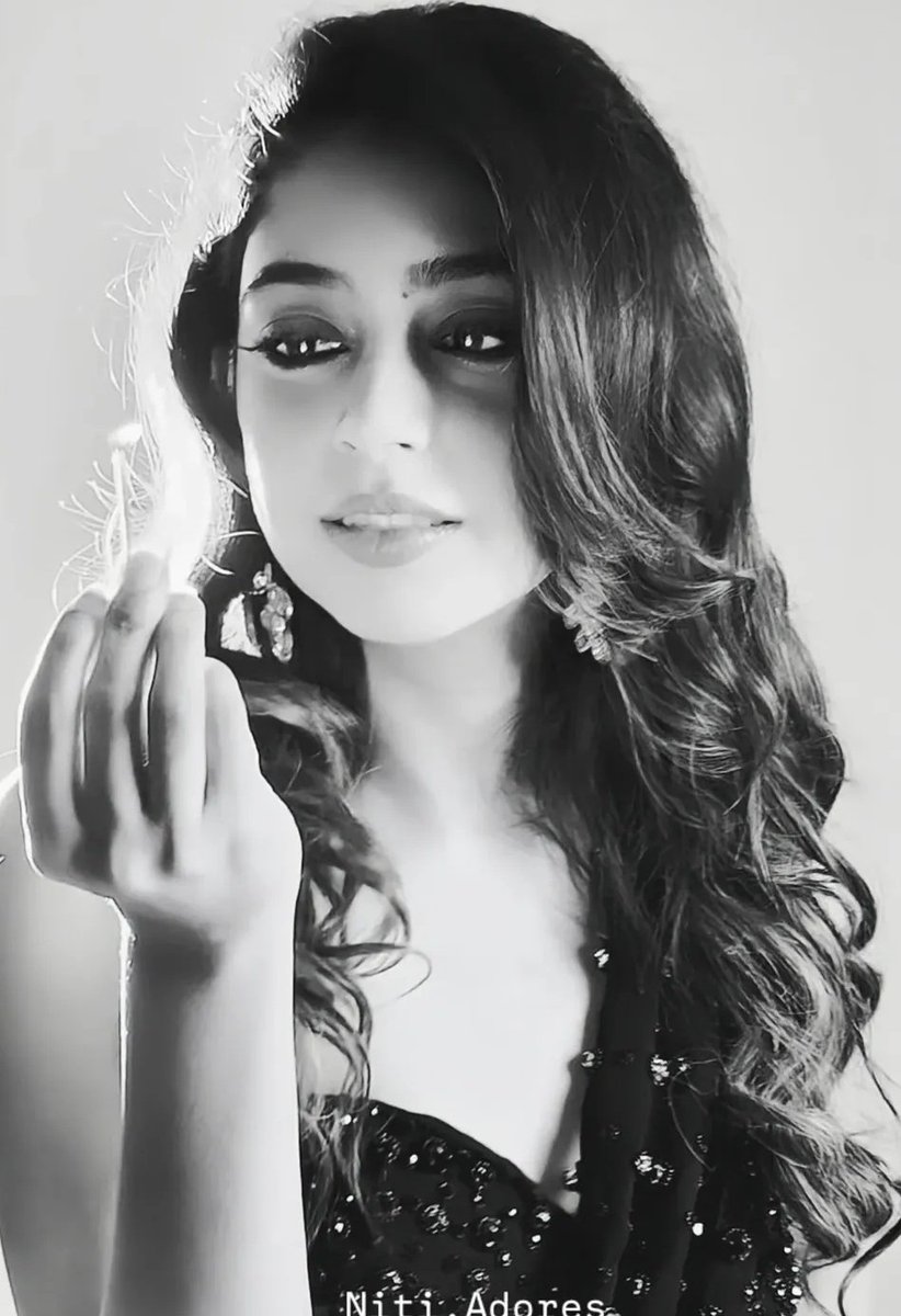 LailaAlu230905's tweet image. #NitiTaylor