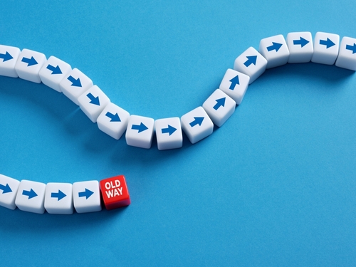 SalesMktMgmt's tweet image. 💡 Don&apos;t miss this: Sales Reps Think Salesforce’s AI Features are Awful, and They’re Right  (by One Chowdhury) 
The advent of AI has spotlighted how far Salesforce&apos;s technology has fallen behind, making it susceptible to emerging startups.
salesandmarketing.com/sales-reps-thi…