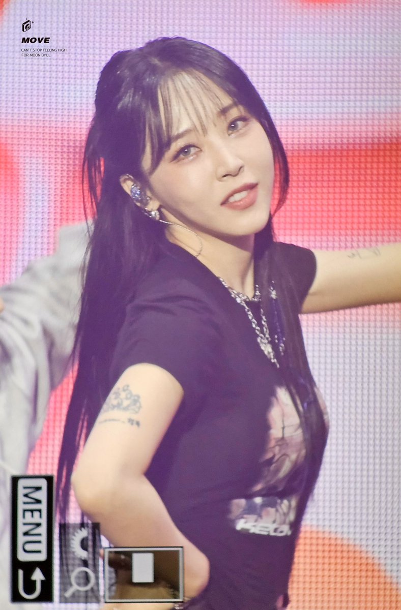 Move_0619's tweet image. 251122 콘서트 프리뷰
 
공주아닐리업따,,,🥹

#마마무 #문별 #MAMAMOO #MOONBYUL