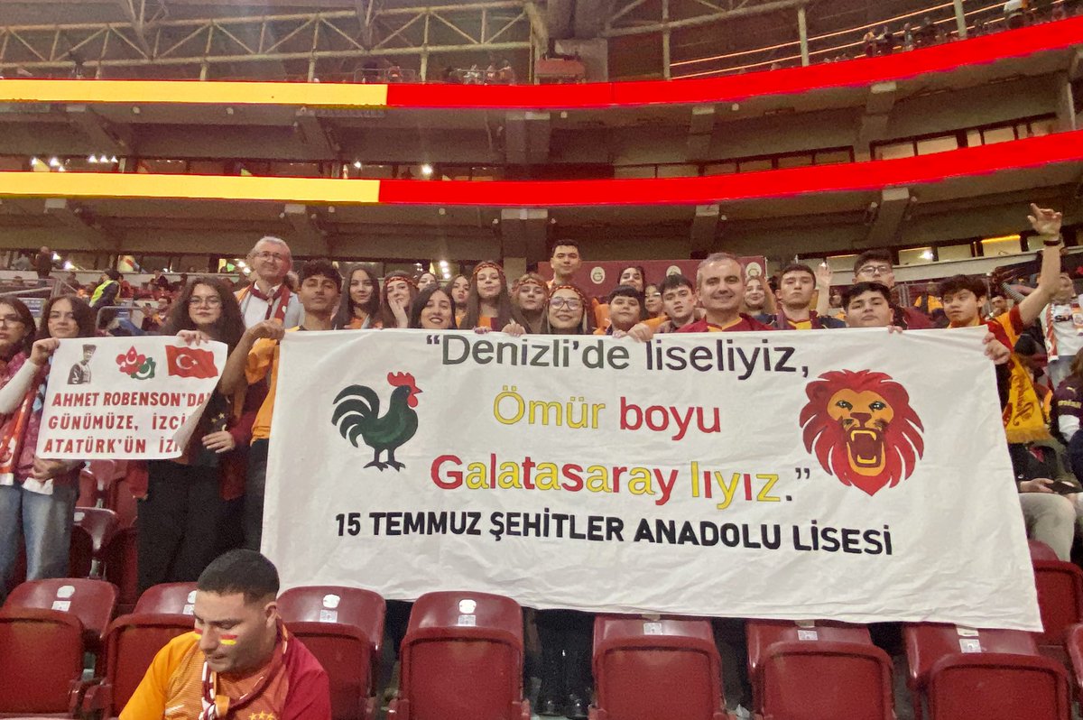 Denizli 15 Temmuz Şehitler Anadolu Lisesi ailesi olarak öğrencilerimizin kendi harçlıkları ve emekleri sayesinde #Galatasaray ımızn peşinde, Ali Sami Yen’deyiz..

<a href="/GalatasaraySK/">Galatasaray SK</a> <a href="/PesindeyizApp/">Peşindeyiz Galatasaray!</a> <a href="/Galatasaray/">Galatasaray EN</a> <a href="/abdullahkavukcu/">Abdullah Kavukcu</a> @samiyenhaber <a href="/aspor/">A Spor</a> <a href="/trtspor/">TRT Spor</a> <a href="/beINSPORTS_TR/">beIN SPORTS Türkiye</a>