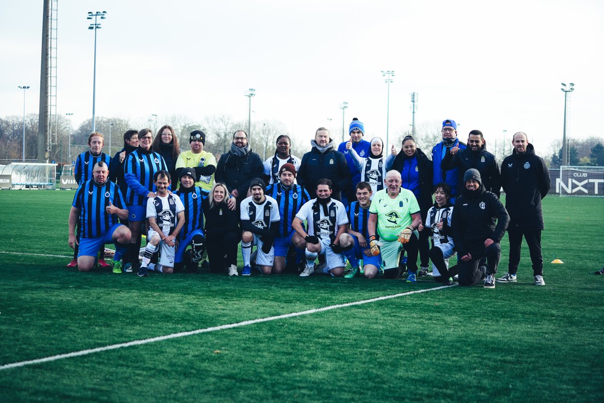 SportCharleroi's tweet image. En cette journée de Younited @ProLeagueBE, notre équipe Younited était opposée à celle du @ClubBrugge cet après-midi. Les deux équipes donneront le coup d’envoi de la rencontre ce soir au Jan Breydel Stadion ! 🖤

#CLUCHA #NapoleonScore ⚫️⚪️