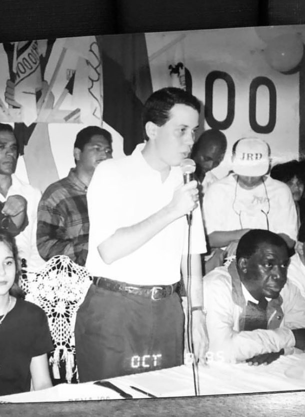 Papi, hoy cumples 59 años. Estoy seguro que desde el cielo disfrutas este aniversario mejor que nunca. Aqui en la tierra, tu familia, amigos y compañeros lo celebramos con los mejores recuerdos de tu vida. 🙏🏻

Celebramos al padre, esposo, hermano, amigo de los amigos, líder