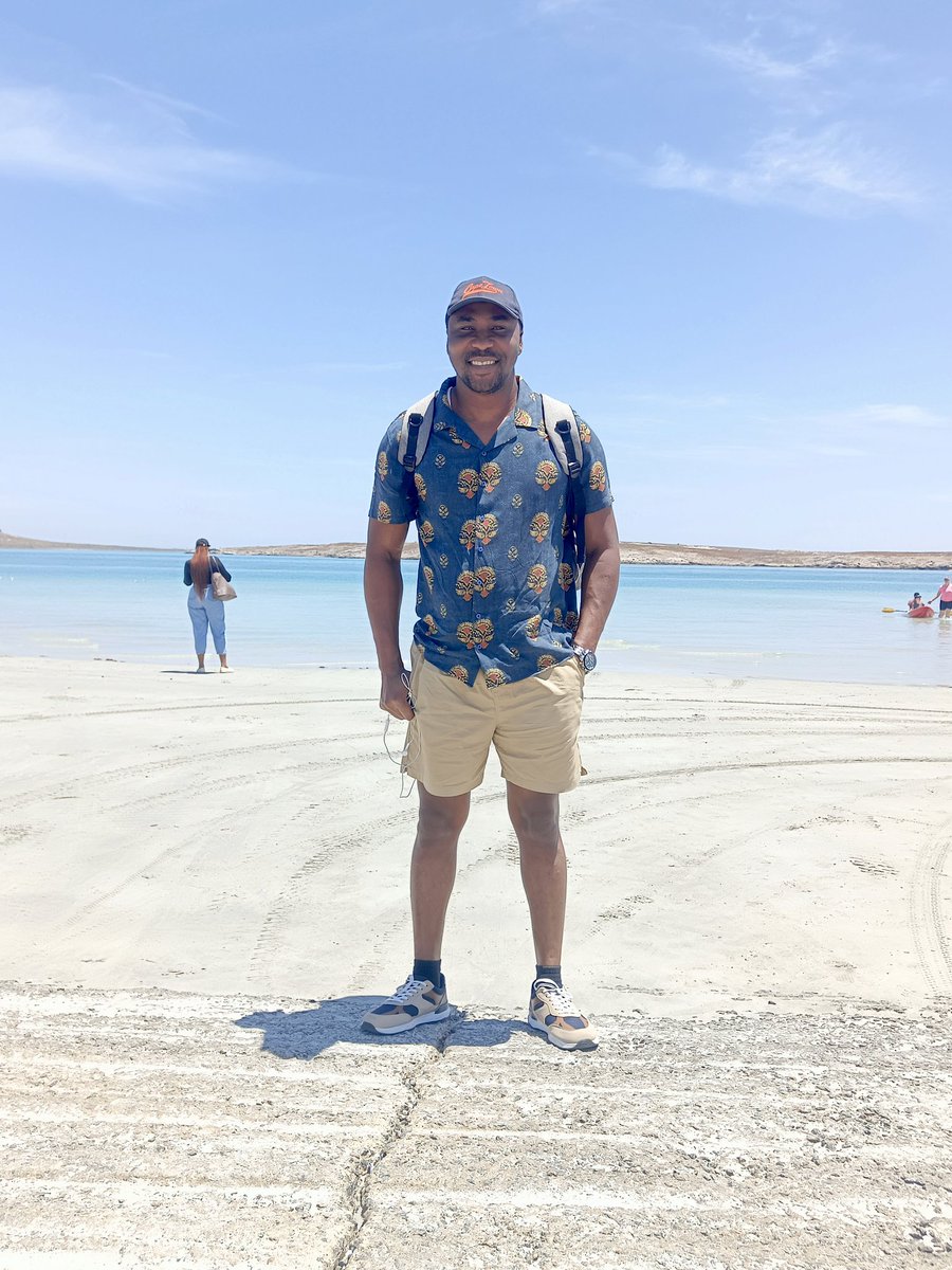 adeseun4u2c's tweet image. Beach day 🏖️