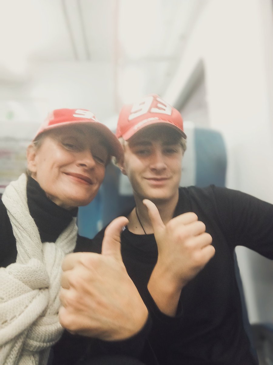coteica's tweet photo. Felicísima de poder compartir una emoción tan grande. Gracias CAMPEONES. Vaya día de gloria y vaya tribu de caras guapas! CERVERA FOR EVER! ñ https://t.co/8gXqHhh13h