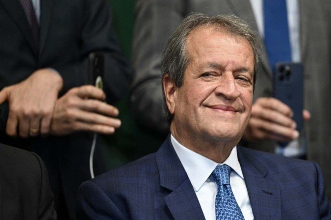 Dizem que alguém sabia onde ela estava.