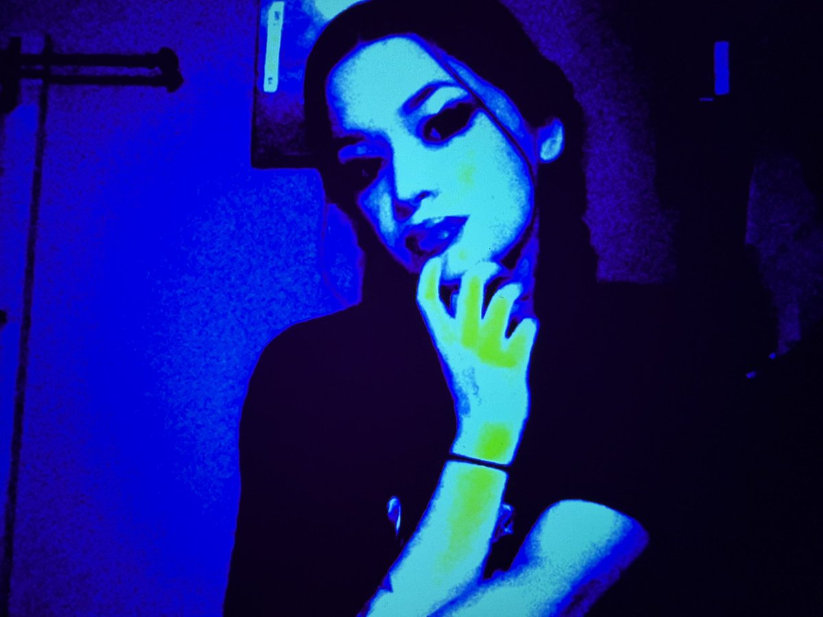 haley :3 tweet media