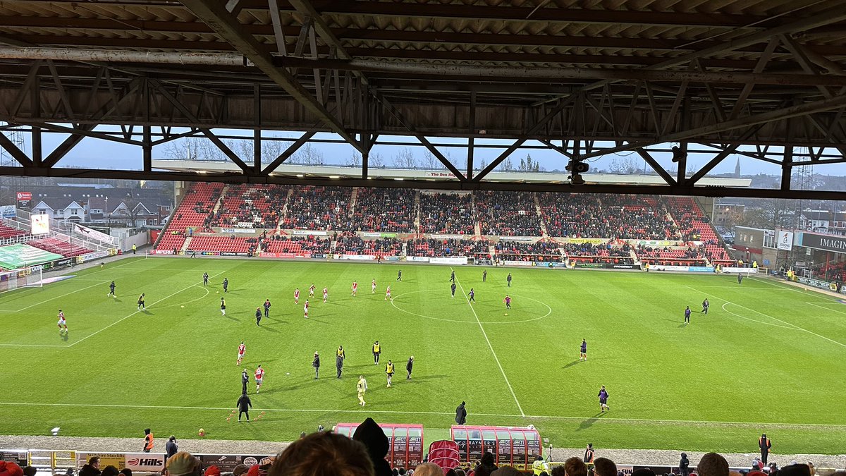 mattdeanbbc's tweet image. Some game this.

Second half commentary of Swindon 2-2 #gtfc is on BBC @RadioHumberside with me and James McKeown.

Digital radio
