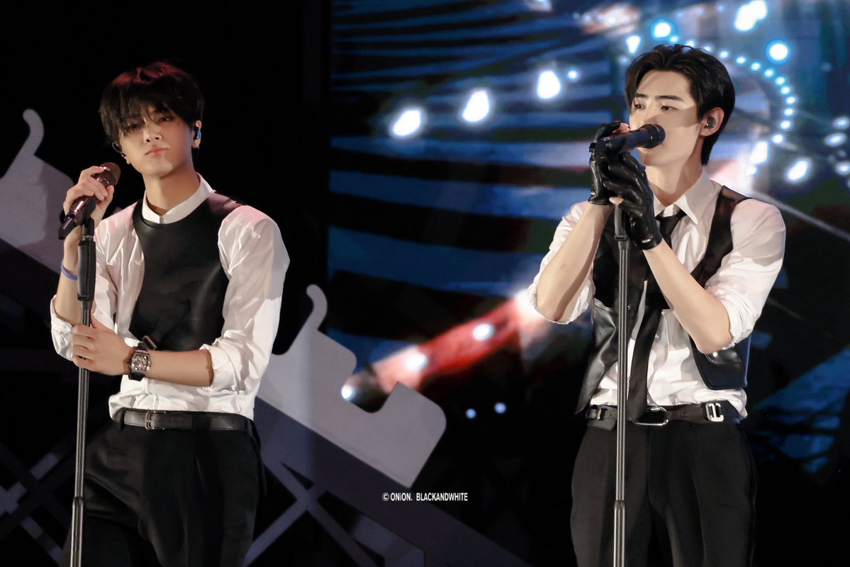 ZzzzOnJJing's tweet image. 251122 롯데월드

#JAY #SUNGHOON #흑백즈 
#종성 #성훈 #ENHYPEN