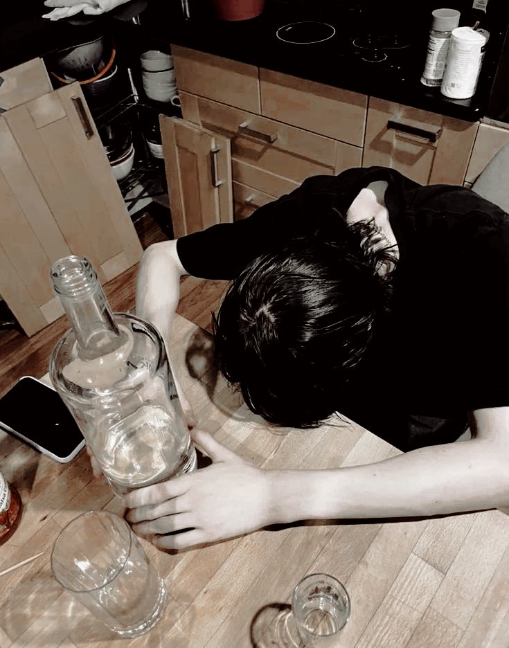 ruinforpsyche's tweet image. ﹫𝓮_khas posted :

This week has been eventful and the only picture I have is of Flins.