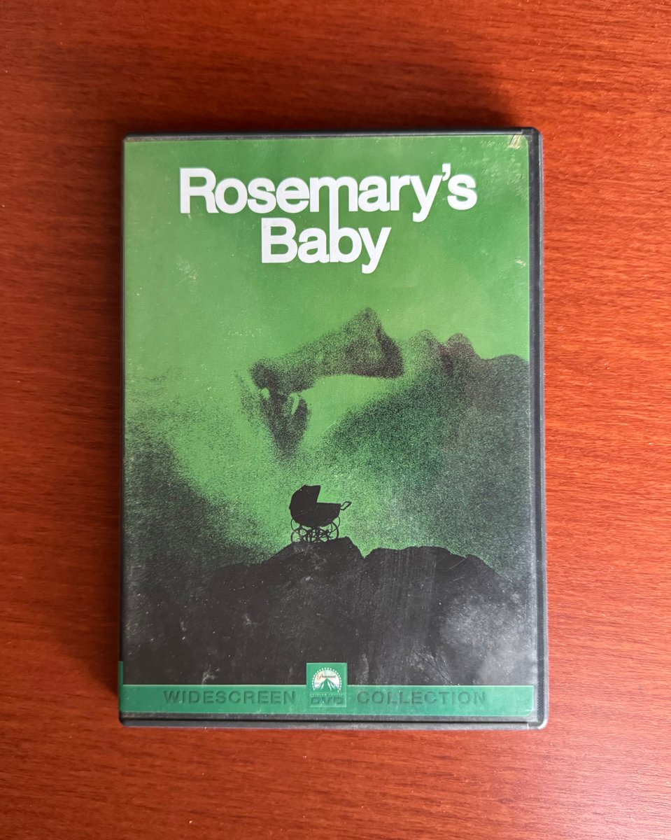 ScottCAvery's tweet image. Mia and Woody sat in the box next to me at #MetOpera for a performance of Meistersinger, but after Act 1 they skedaddled 😈
