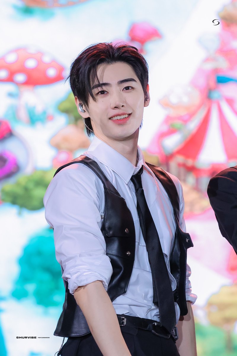 shurvibe_'s tweet image. 251122

#성훈 #SUNGHOON #ソンフン
#엔하이픈 #ENHYPEN #エンハイプン