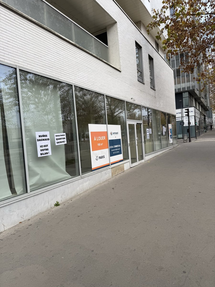 RosaCraque's tweet image. #rosacraque la colère monte à Rosa Parks ! @LeParisien_75 @Mediapart @FrancePress1 @afp @FranceTV @TF1 @radiofrance @laRadioNova @libe @lemondefr @LeFigaro_France @humanite_fr @mairiedeparis @BFMTV