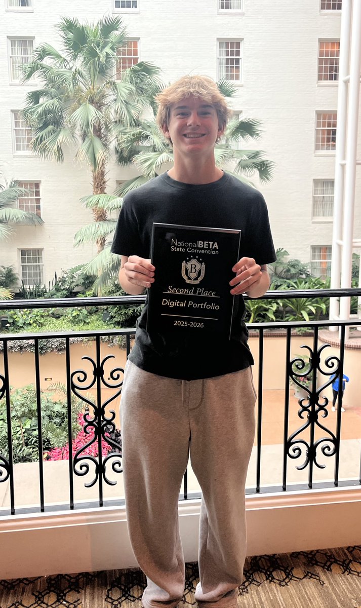 A big congratulations to Alex Cheuvront, whose impressive Digital Portfolio—capturing a year of Siegel Beta memories—won second place! An outstanding accomplishment! 🌟 <a href="/SiegelHighStars/">Siegel High School</a>