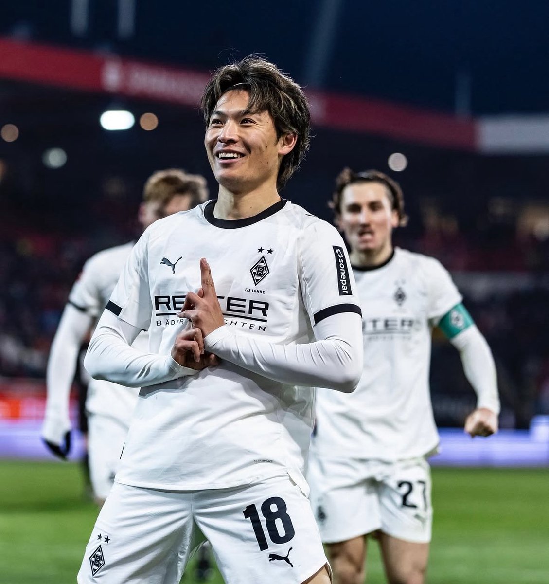 JapaneseFbl's tweet image. 🇩🇪💥 MACHINO OFF THE BENCH AGAIN!

Shuto has added a third for Borussia Mönchengladbach away to Heidenheim, that’s 3 goals off the bench in his last 4 matches. Super sub stuff from Machino.