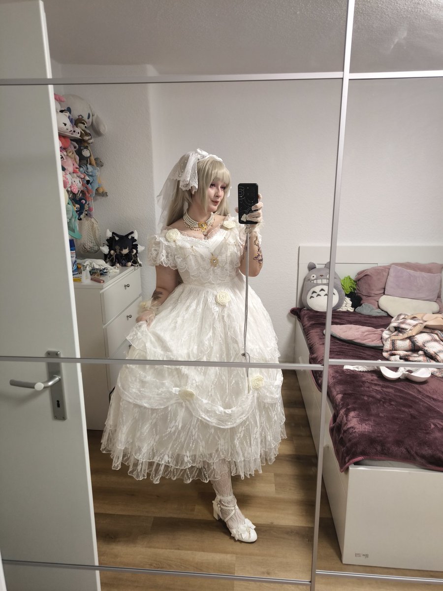 yue_kodomo's tweet image. Formidable 🩷
#azurlane #azurlanecosplay #formidable