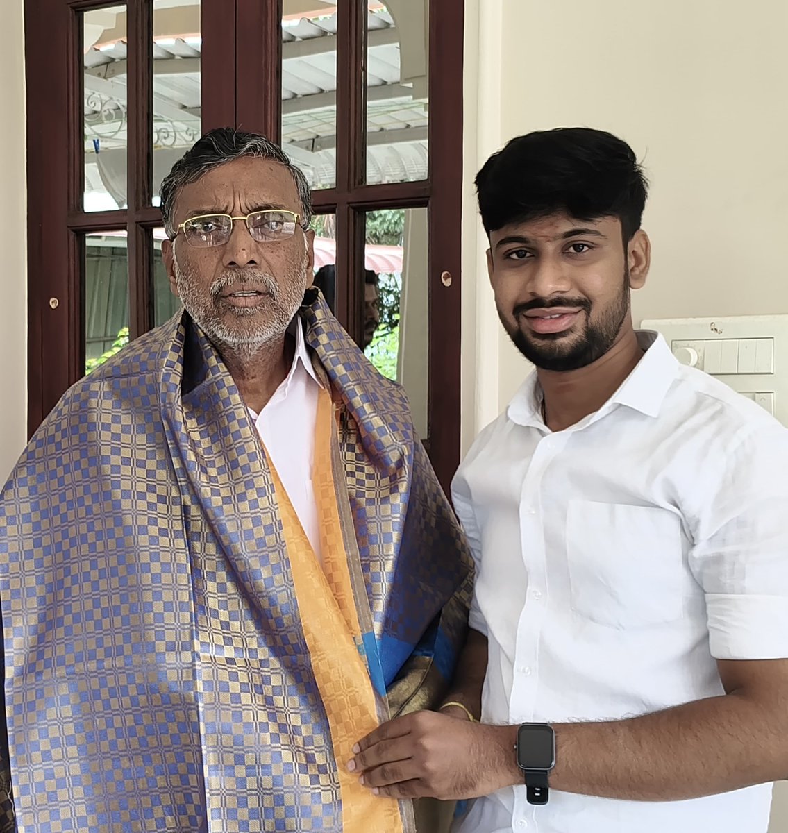 baranisbs's tweet image. கடைக்கோடி தொண்டன் ஆன என்னை சேலம் மண்டல தகவல் தொழில்நுட்பப் பிரிவு துணைச் செயலாளராக நியமித்த மாண்புமிகு கழகப் பொதுச்செயலாளர் புரட்சித்தமிழர் எடப்பாடியார் @EPSTamilNadu அவர்களுக்கும், மாநில தகவல் தொழில்நுட்பப் பிரிவு செயலாளர் அன்பு அண்ணன் @satyenaiadmk அவர்களுக்கும்