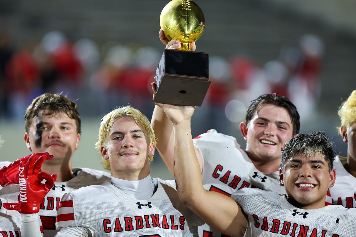 andy_tolbert's tweet photo. GALLERY: Images from the Class 4A Division I Area district playoff matchup between Bridge City and Navasota (11/21/2025).

https://t.co/fU6oMvE3Z7

@BridgeCityCards @Nav_Athletics 
#txhsfb #txhsfbplayoffs https://t.co/m8fgUOrT8d
