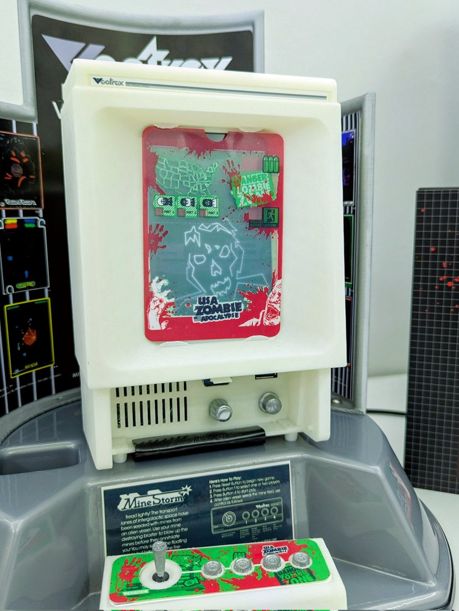 🚨VECTREX MINI UPDATE 🚨

Excited to announce the very first licensed game for Vectrex Mini: USA ZOMBIE APOCALYPSE 🕹️🧟‍♂️💥

🧠 Explore the country to find 3 atomic bomb components.
🔫 Manage your limited ammo.
🧟‍♂️ Eliminate the zombies… before they eliminate you!