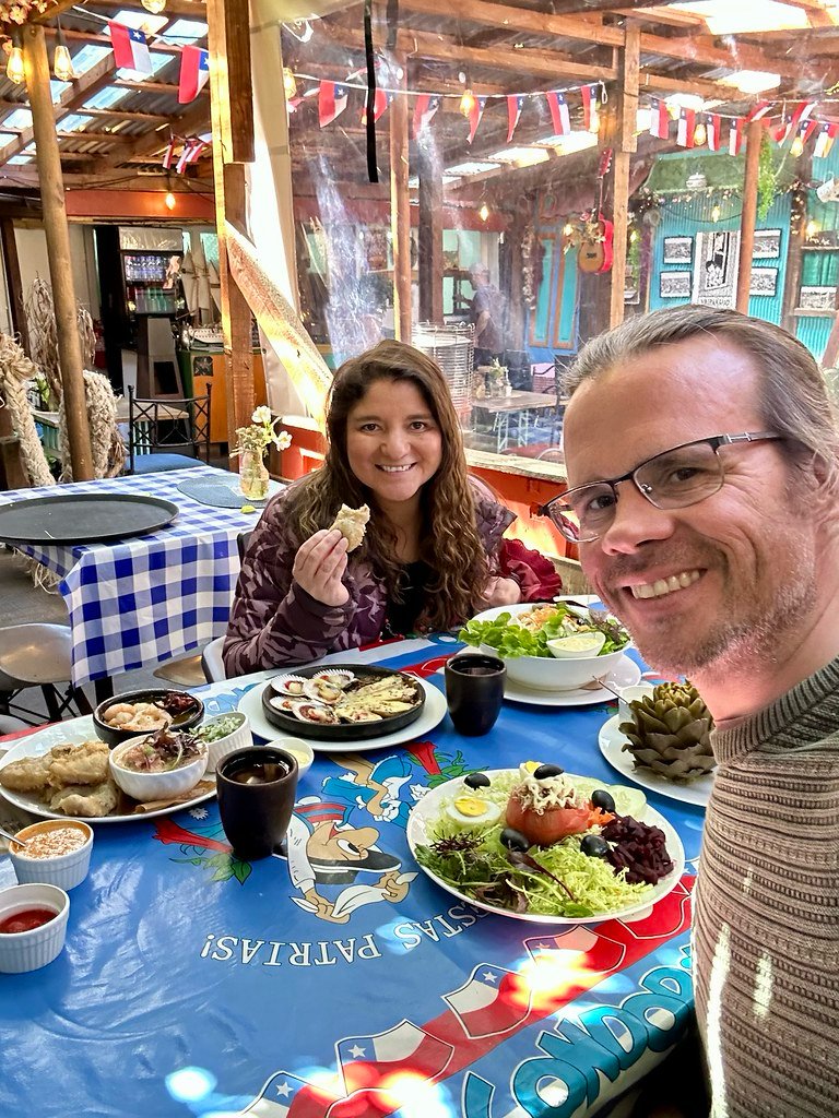 Disfrutando de la mesa chilena en Patio Templeman. Templeman 768, Cerro Alegre, Valparaíso. apuntesyviajes.com/2025/11/17/per…
 #apuntesyviajeschile #apuntesvalparaiso #valparaisochile 🚎🇨🇱 #cerroalegre #patiotempleman 🌳🍲