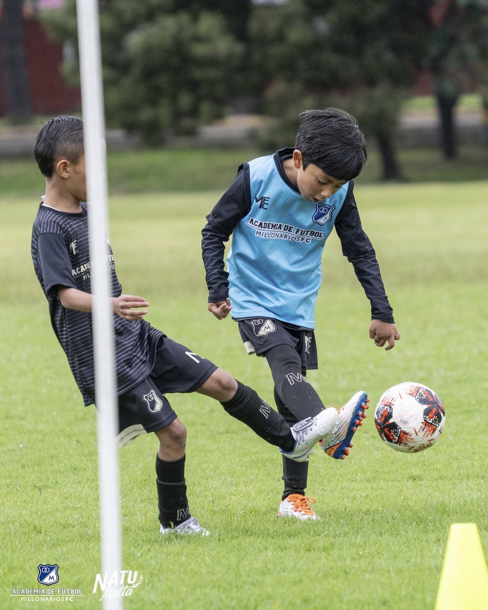 MFCAcademia's tweet image. ⚽💙 ¡Fútbol, amigos y diversión! ¡Vive un diciembre inolvidable en nuestro Vacacional Embajador!

📍Sedes Norte y Sur

📲 Inscripciones abiertas en forms.gle/XFXvoQVN3kYo9b…