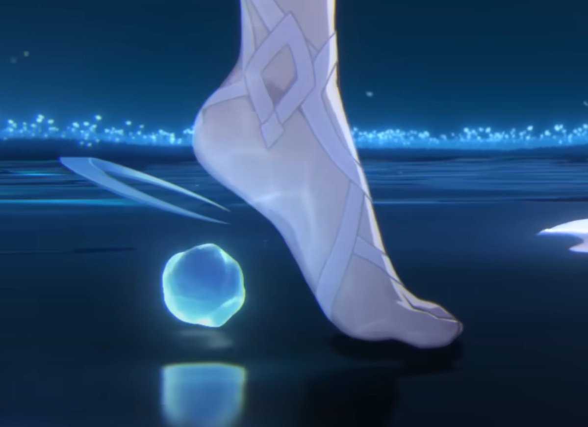 JackieLastra's tweet image. I feel like the designers for genshin are trolling the cosplayers at this point 

*Essence of a hat*
*thoughts of a shoe*
