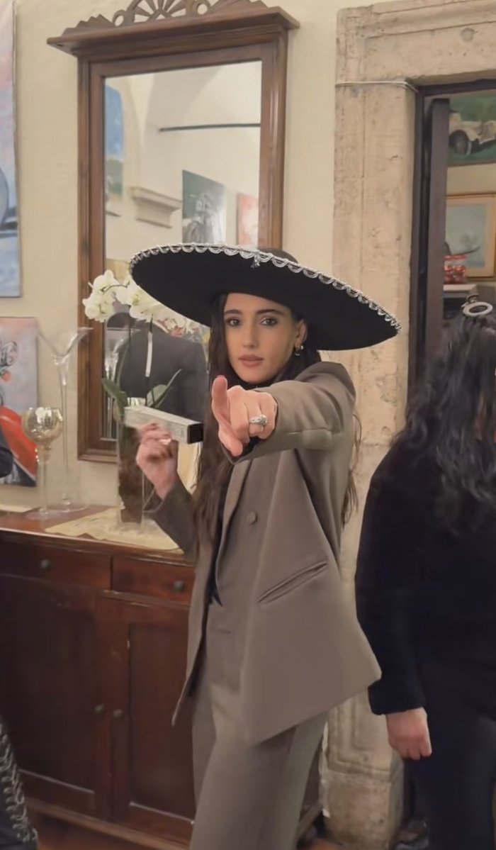 CormenkoIsReal_'s tweet image. Viva Mexico 🇲🇽
#zeudiners #ZeudixRoma